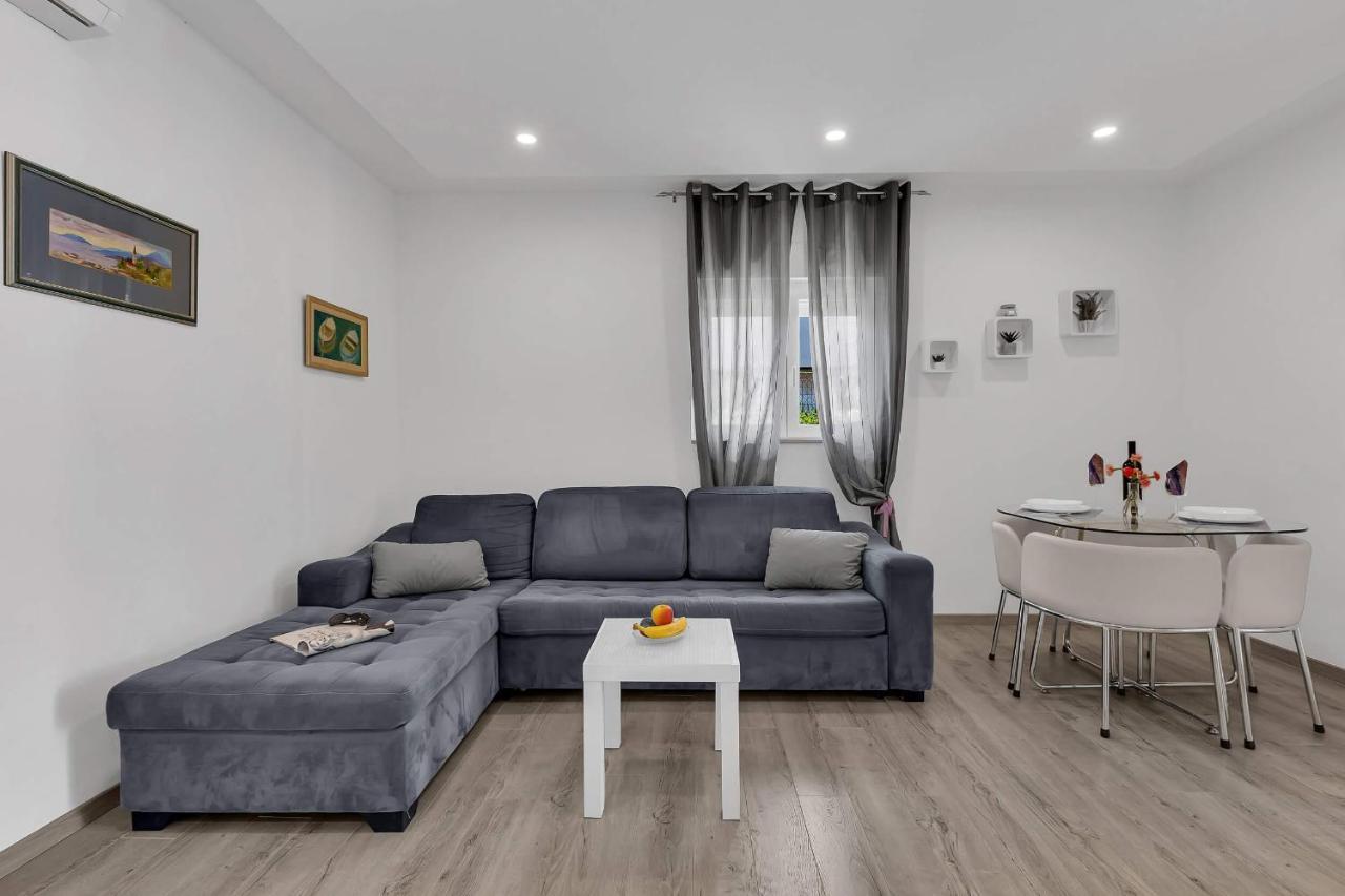 Sunny Garden Apartments Ana Makarska Exterior photo